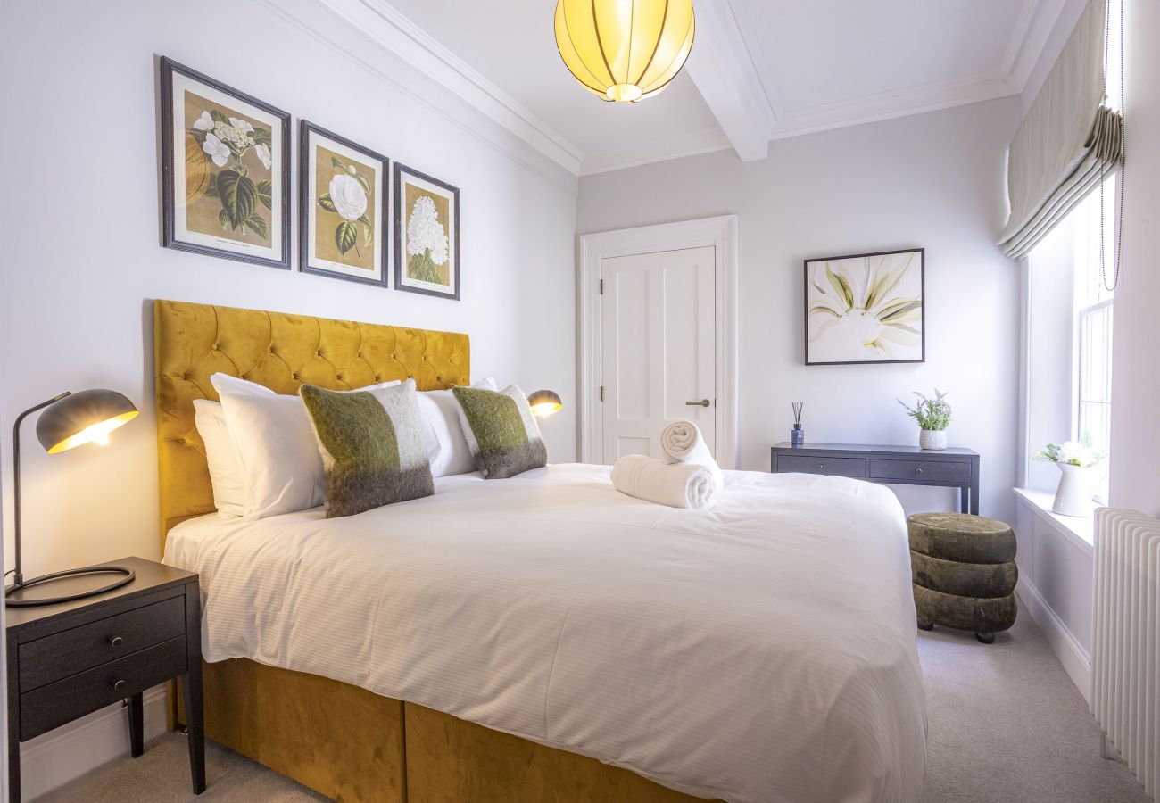 Apartment in St Andrews - Skye Sands | Westview House - 3 Bedrooms - Central
