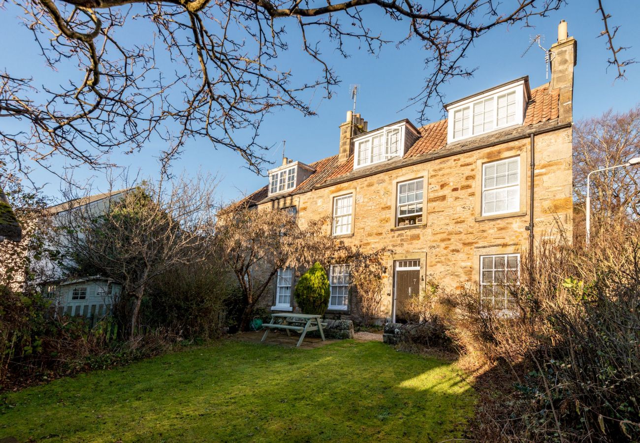 Apartment in St Andrews - Cosy Garden Cottage | Fleming Place