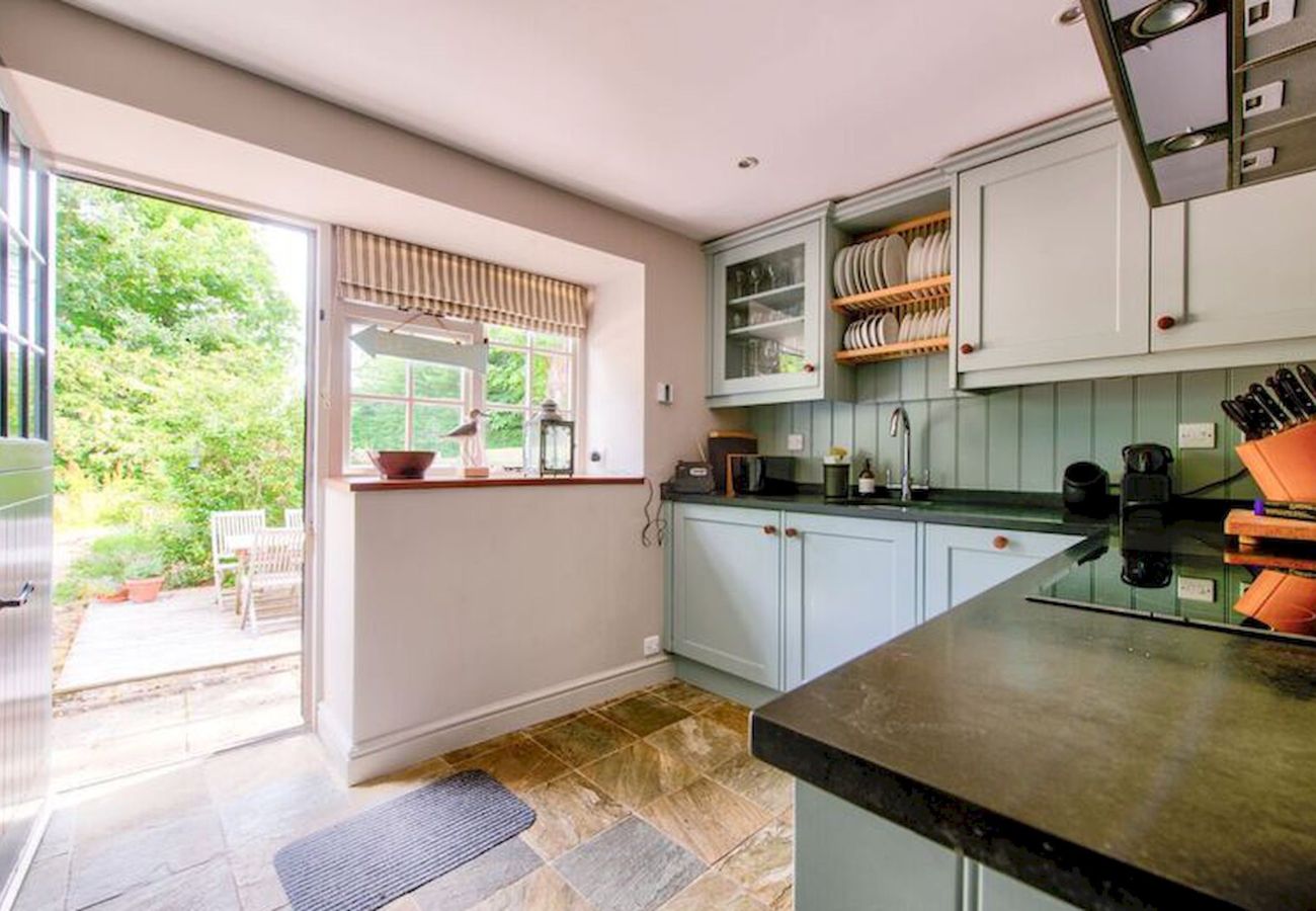 Cottage in Kincaple - East Sands Cottage | Kincaple