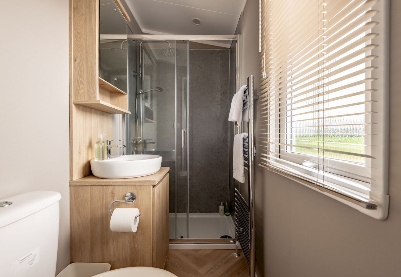 Mobile home in Cameron - Lodge No 126 | Stewart's Resort Cameron