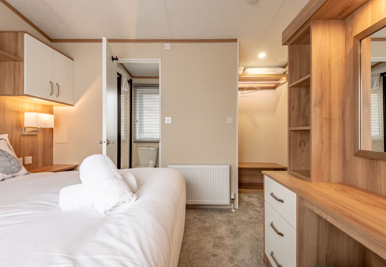 Mobile home in Cameron - Lodge No 128 | Stewart's Resort Cameron
