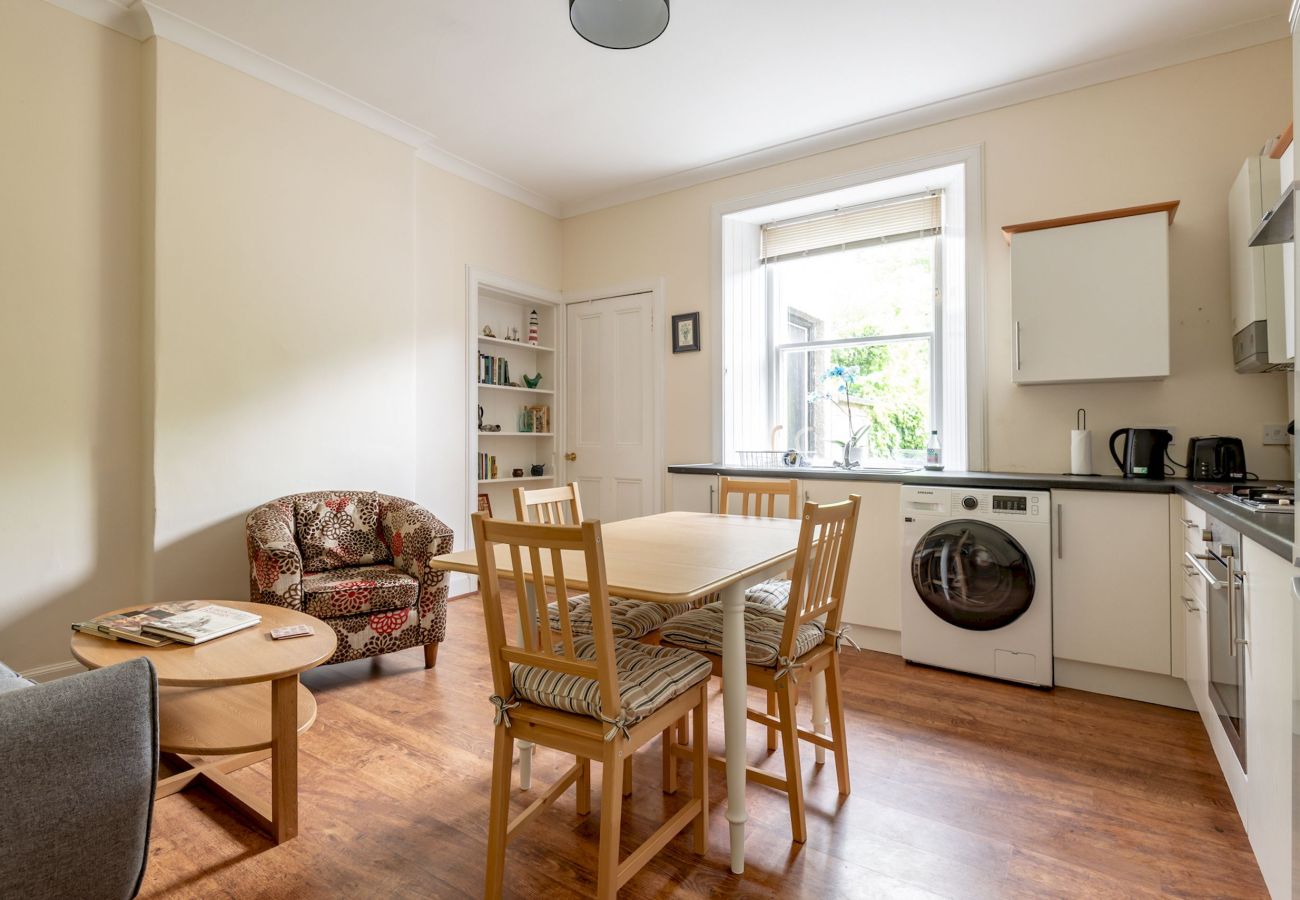 Apartment in St Andrews - Melbourne Place (No 4)
