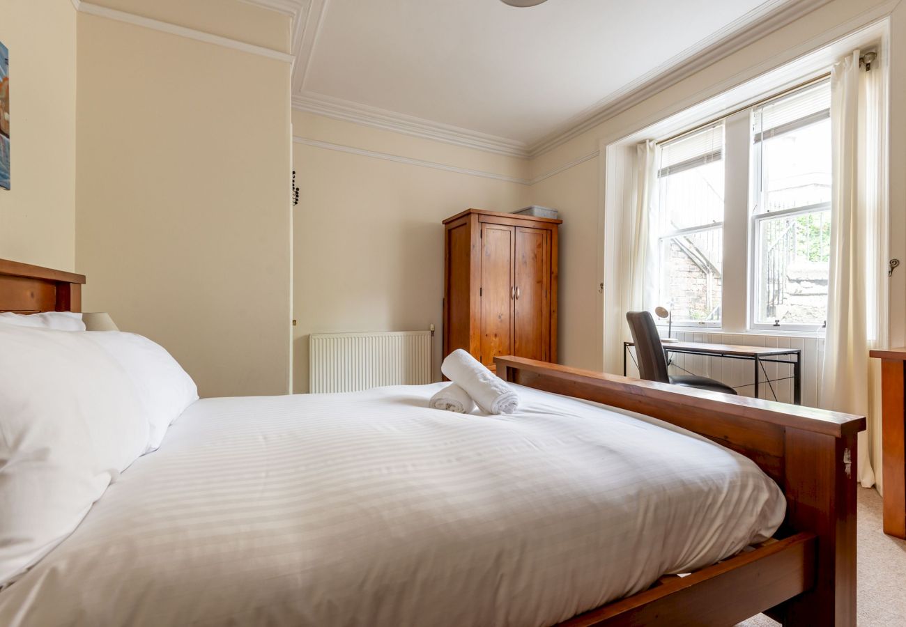 Apartment in St Andrews - Melbourne Place (No 4)