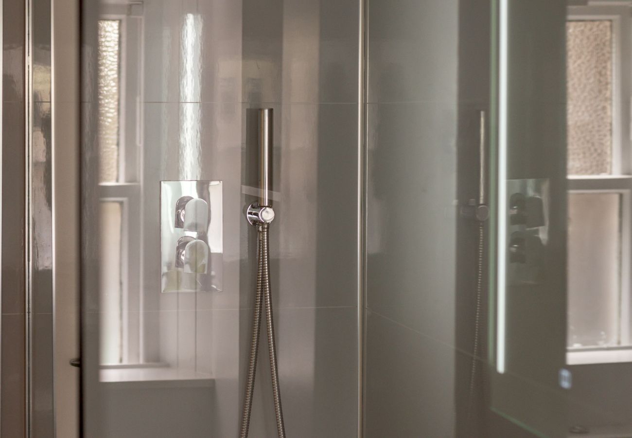Apartment in St Andrews - Melbourne Place (No 4)