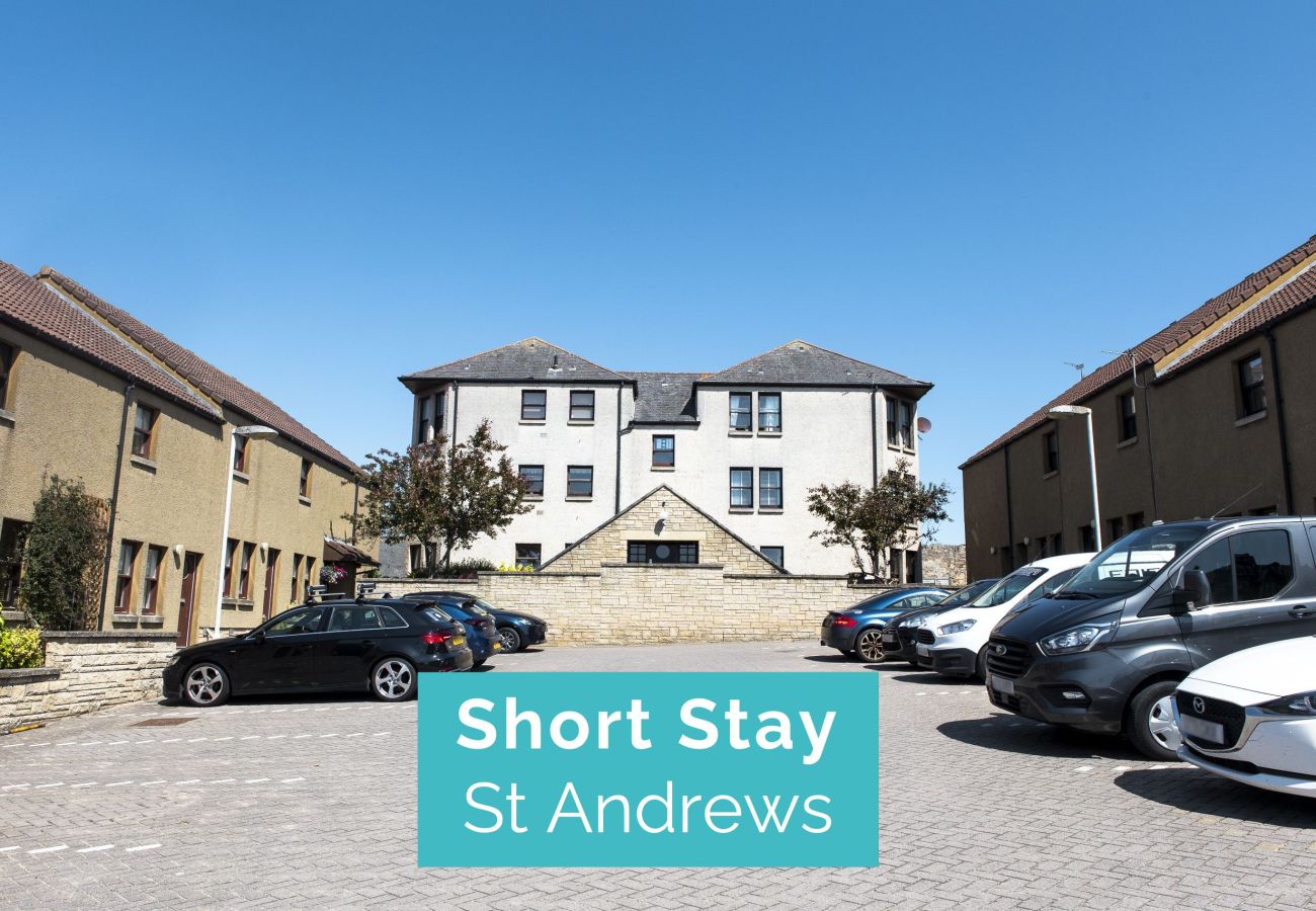 Enjoy a sunny view of this stylish property from the car park, featuring convenient parking and modern architecture
