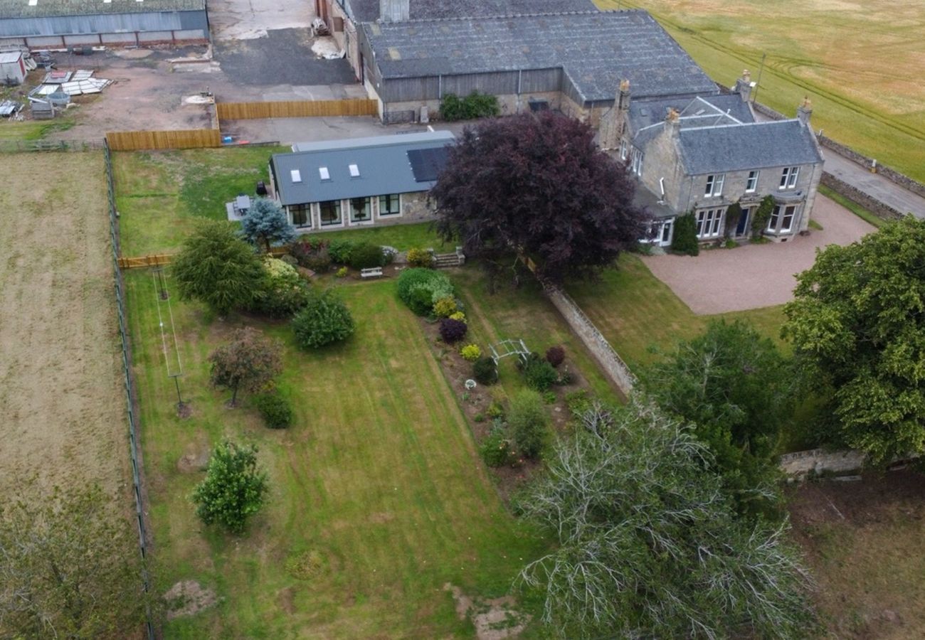 Cottage in Kincaple - Easter Kincaple Garden Cottage