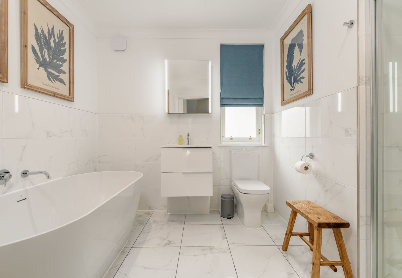 House in St Andrews - Skye Sands | St Marys Place (No 9)
