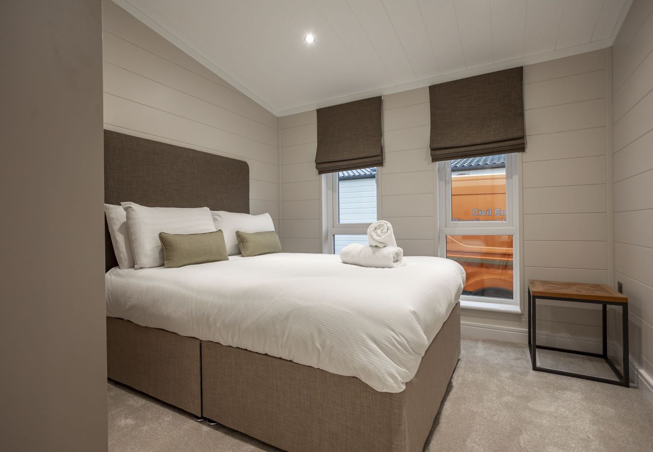Mobile home in St Andrews - Lodge No 145 | Stewarts Resort Cameron