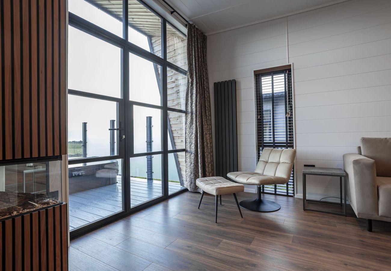 Mobile home in St Andrews - Lodge No 147 | Stewarts Resort Cameron