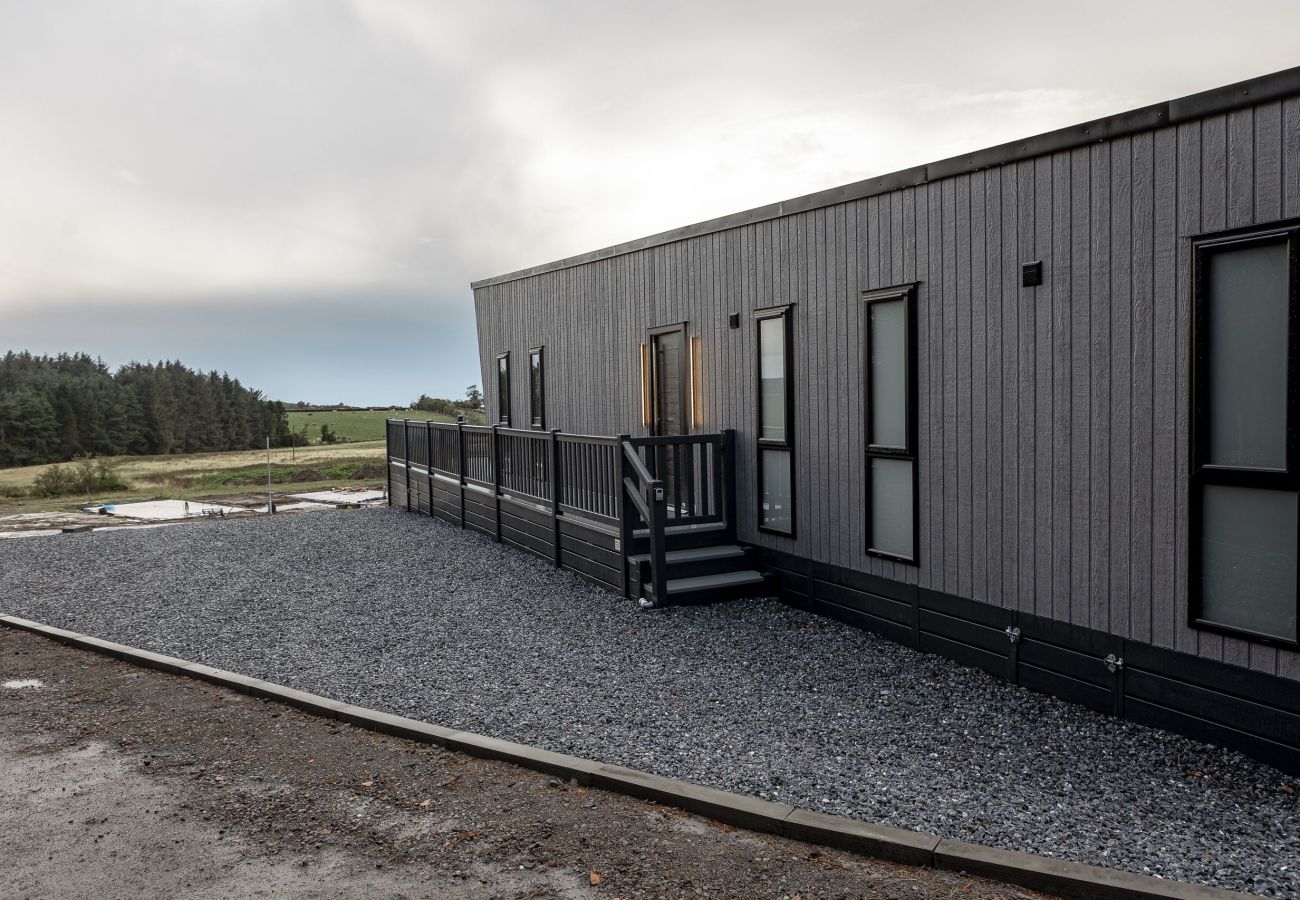 Mobile home in St Andrews - Lodge No 147 | Stewarts Resort Cameron