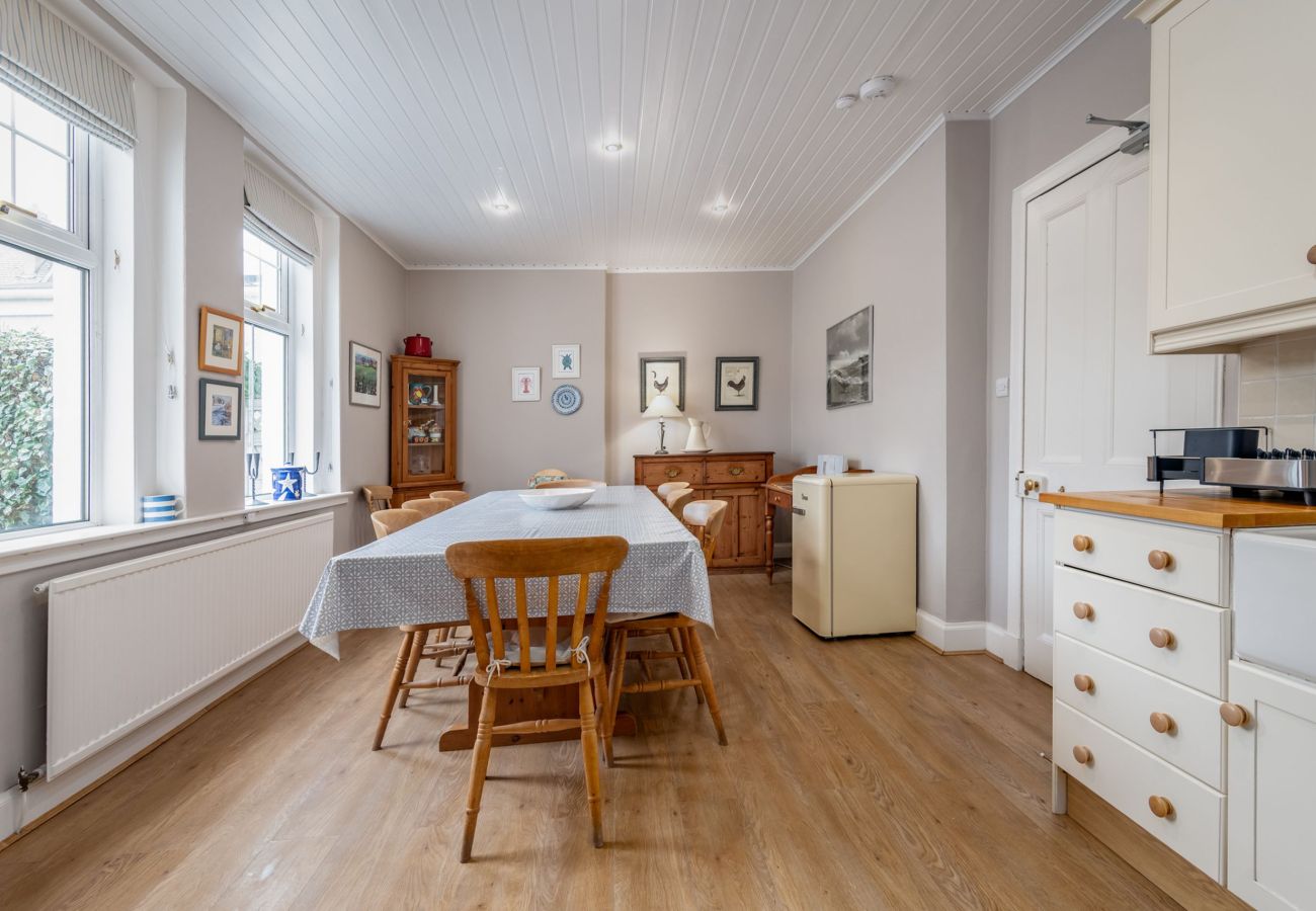 House in Elie - Ampersand