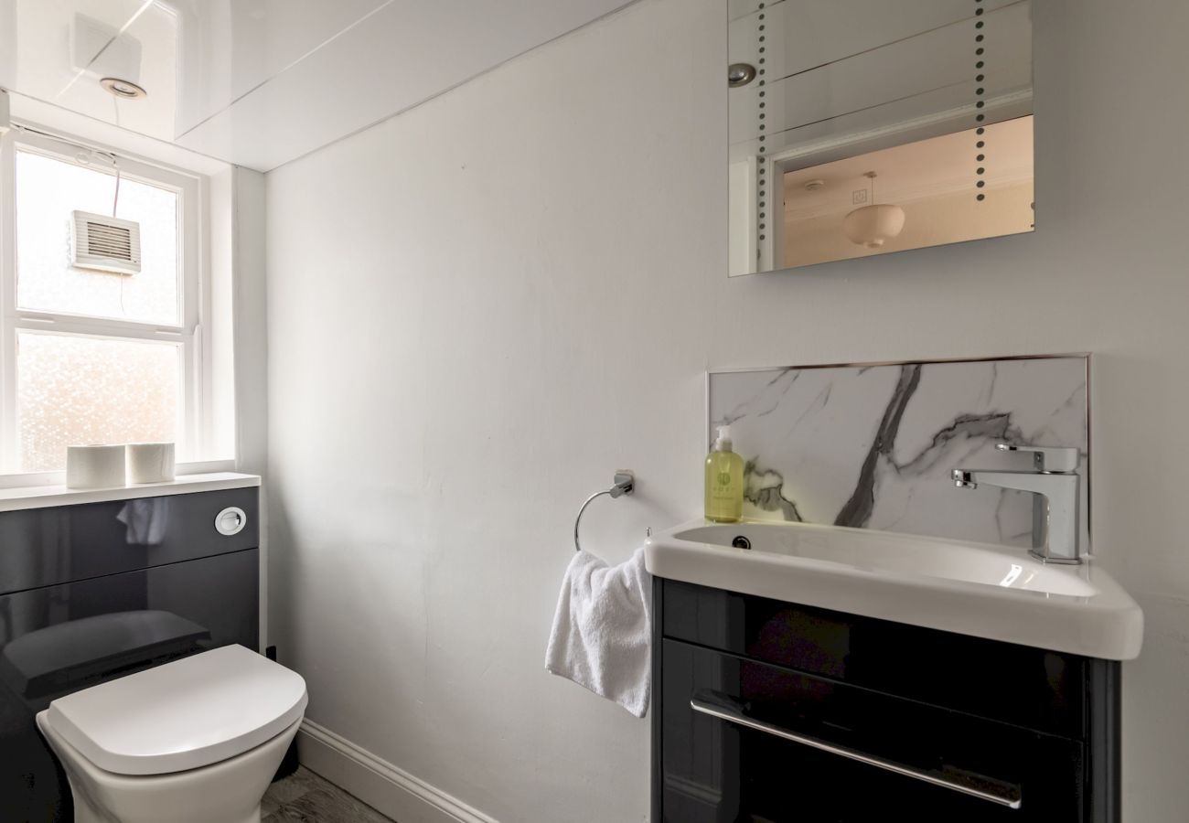 House in Elie - Church View | Elie