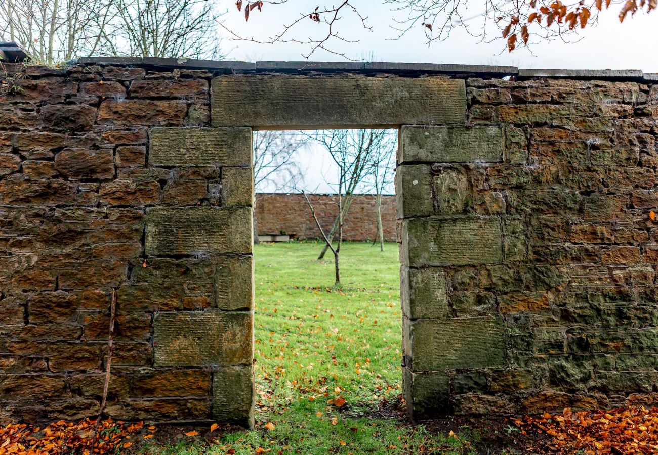 House in Elie - The Lodge House | By Elie