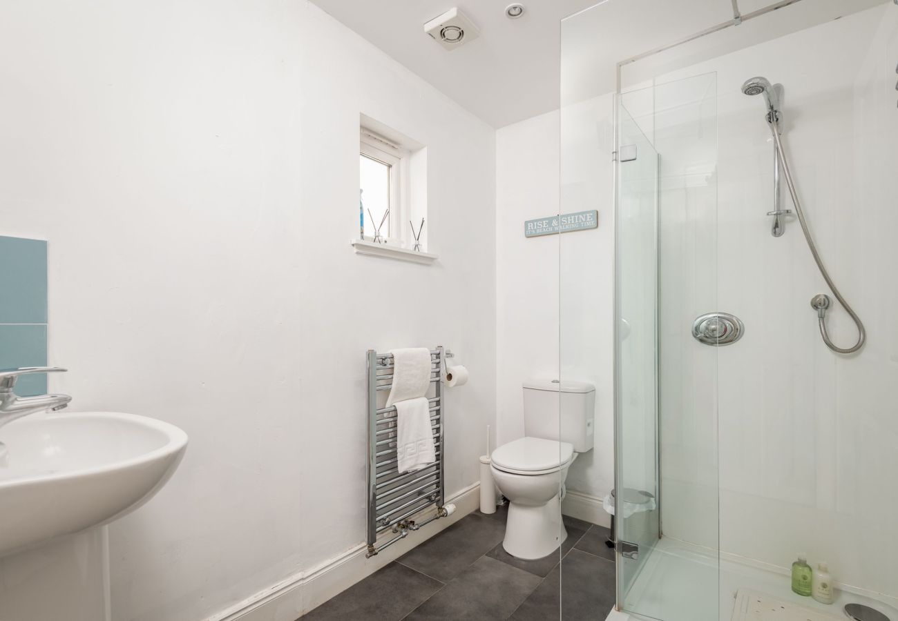 Cottage in Elie - Golden Sands Cottage | Elie