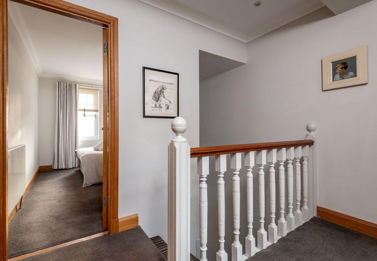 House in Lower Largo - Main Street (No 115) | Lower Largo