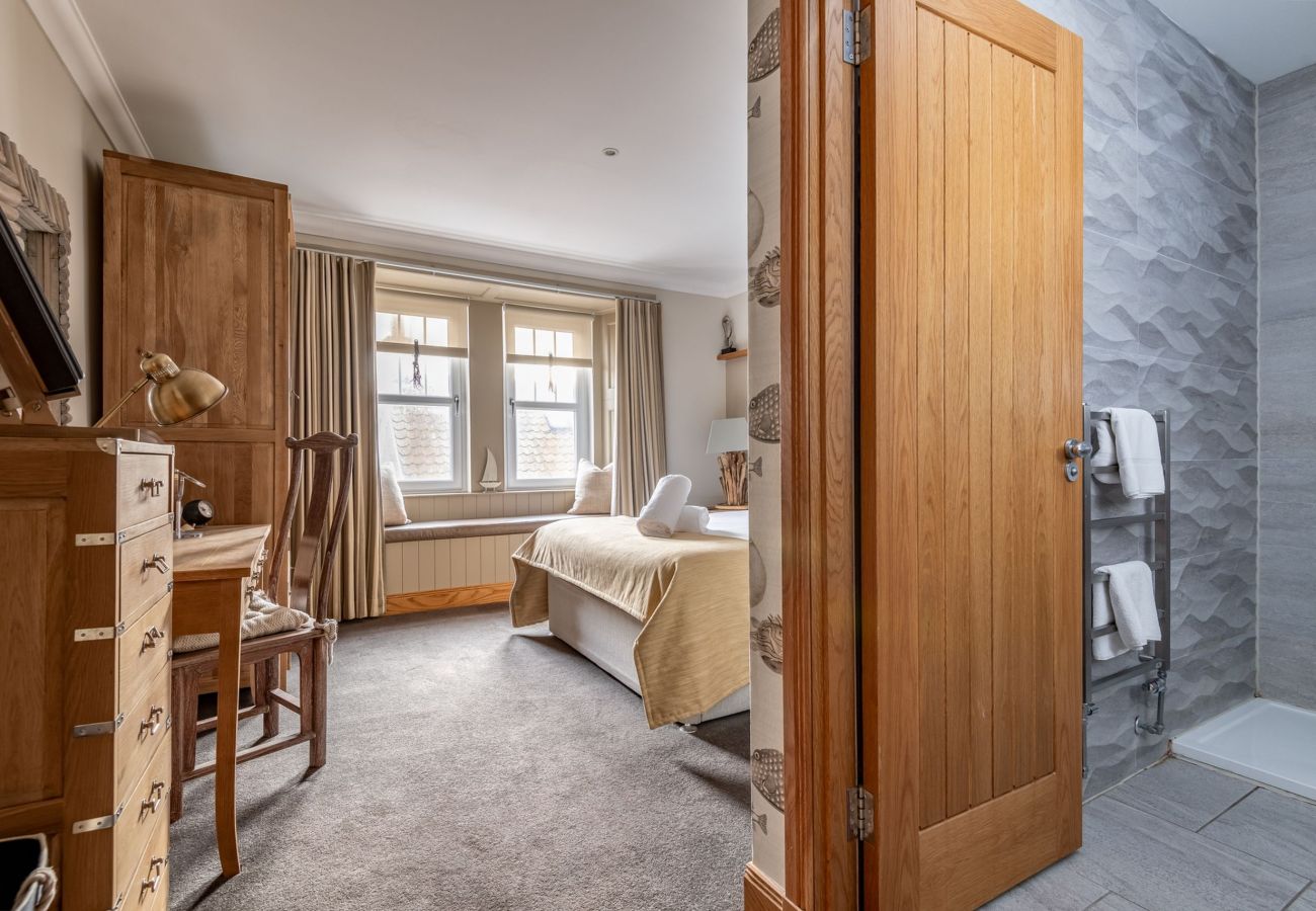 House in Lower Largo - Main Street (No 115) | Lower Largo