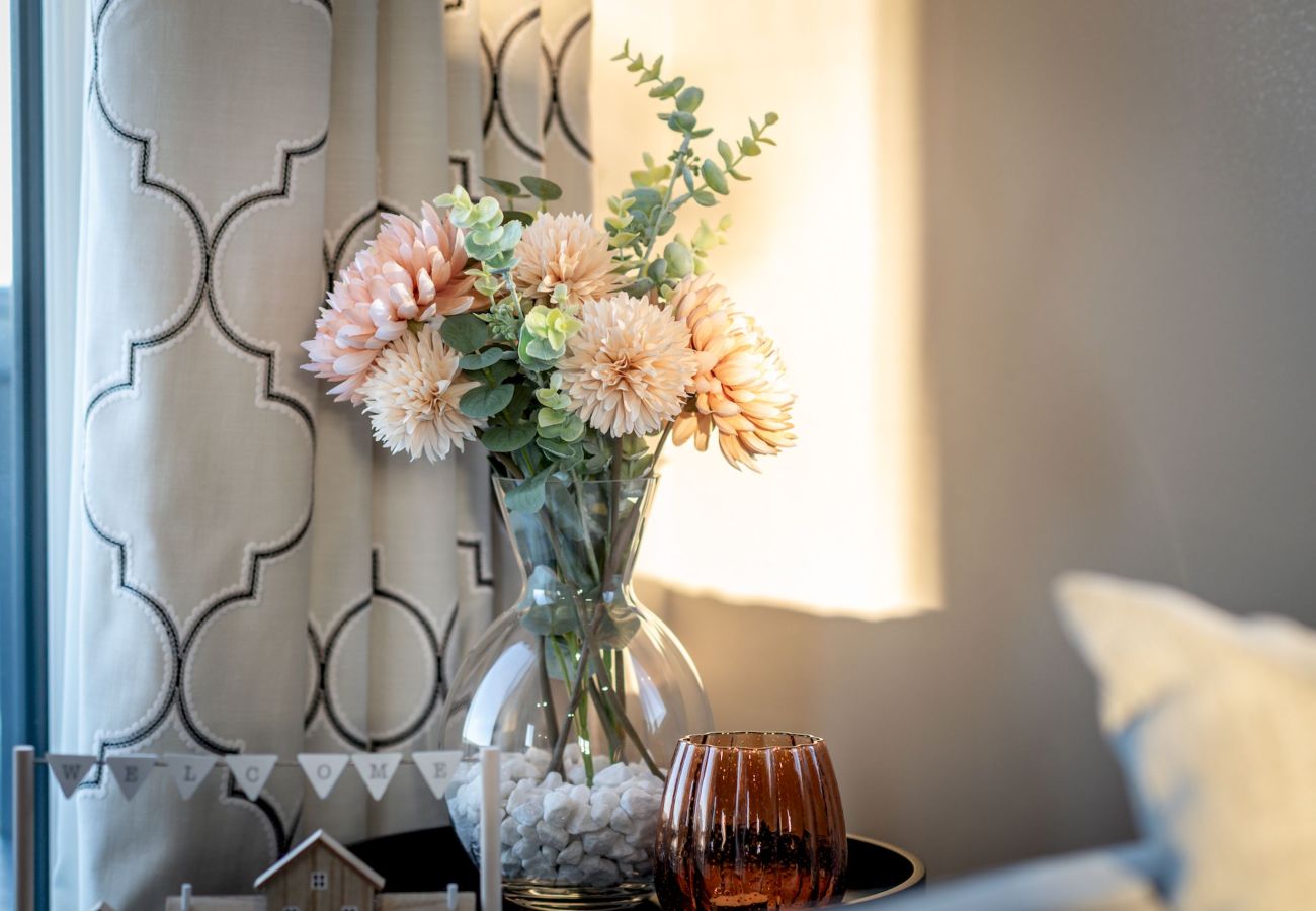 Mobile home in Cameron - Lodge No 133 | Hot Tub | Stewart's Resort Cameron