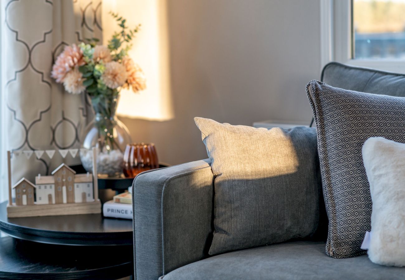 Mobile home in Cameron - Lodge No 133 | Hot Tub | Stewart's Resort Cameron