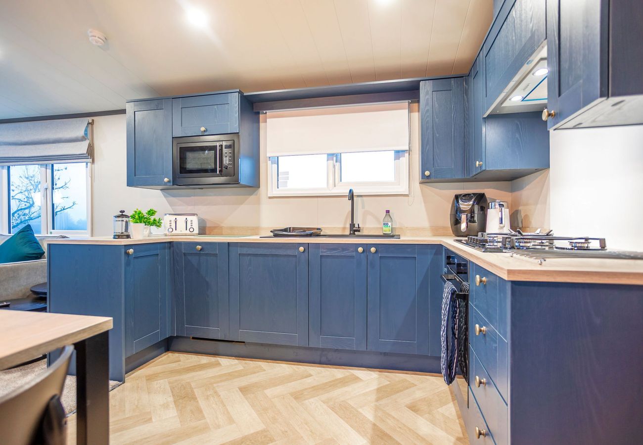 House in Cameron - Lodge No 229 | Stewart's Resort Cameron