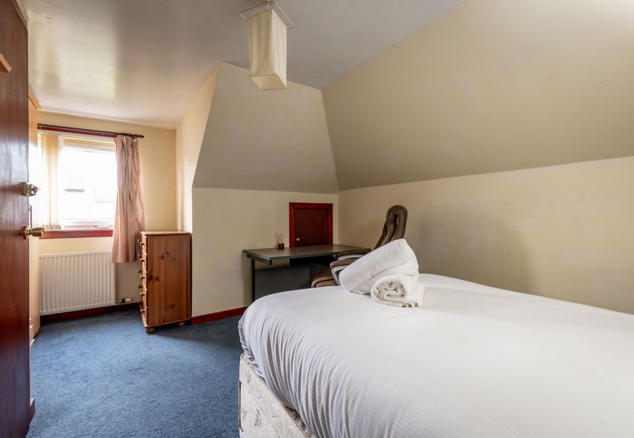 House in St Andrews - Tom Morris Drive (No 27)