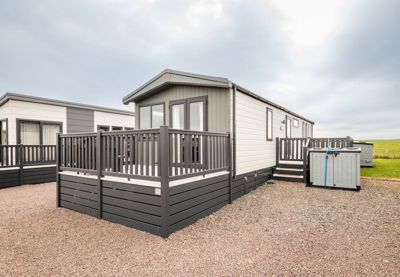Mobile home in Strathkinness - Lodge No 21 | St Andrews Lodge Park
