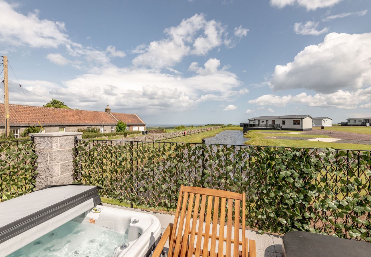 Mobile home in Strathkinness - Lodge No 21 | St Andrews Lodge Park