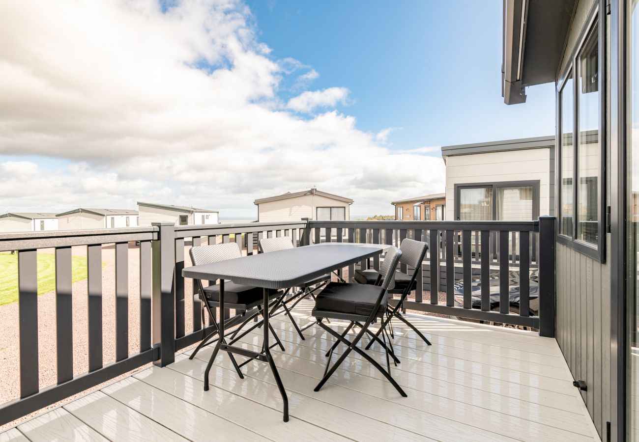 Mobile home in Strathkinness - Lodge No 21 | St Andrews Lodge Park