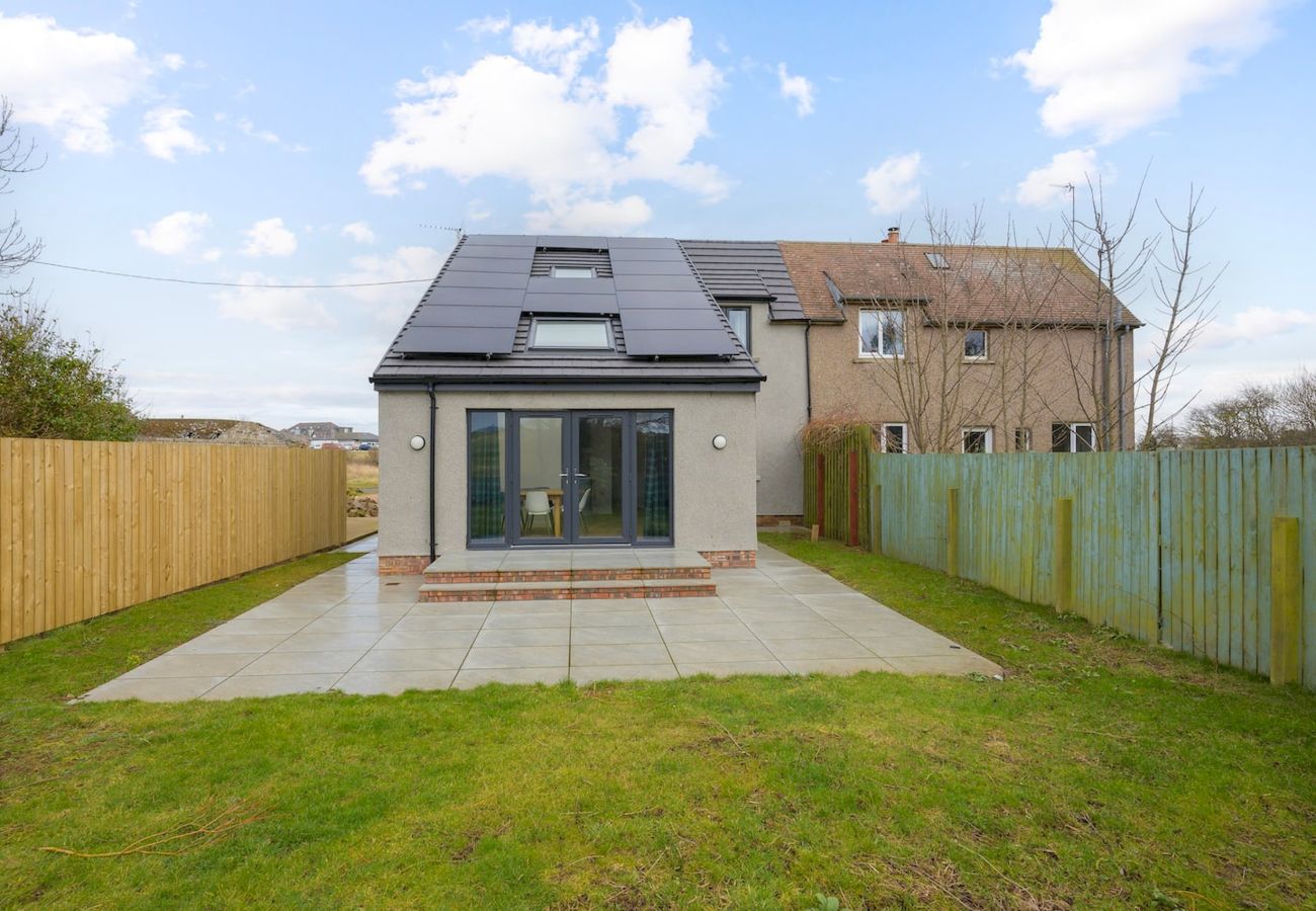 House in Crail - Golfers Haven Links Cottage