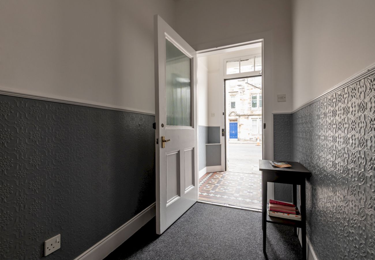 Apartment in St Andrews - 146b North Street | St Andrews