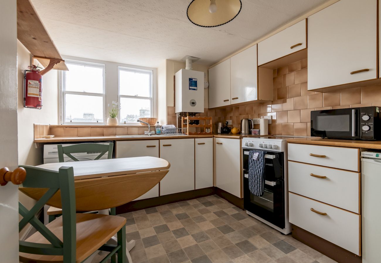 Apartment in St Andrews - 146b North Street | St Andrews