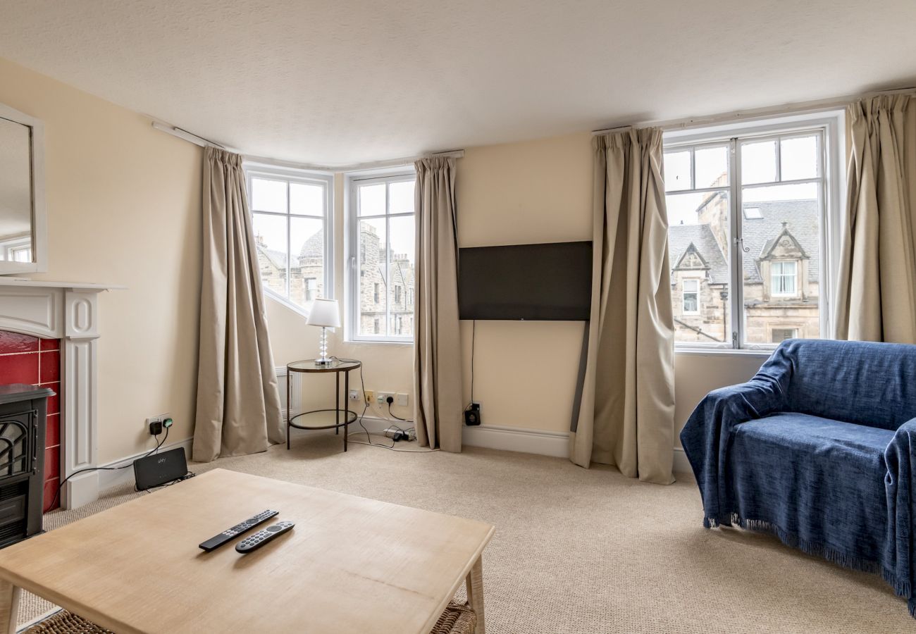 Apartment in St Andrews - 146b North Street | St Andrews