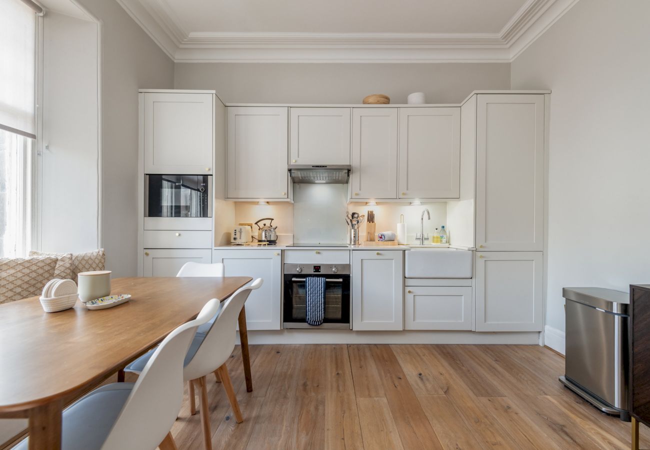 Apartment in St Andrews - Argyle Street Apartment (No 18) | St Andrews