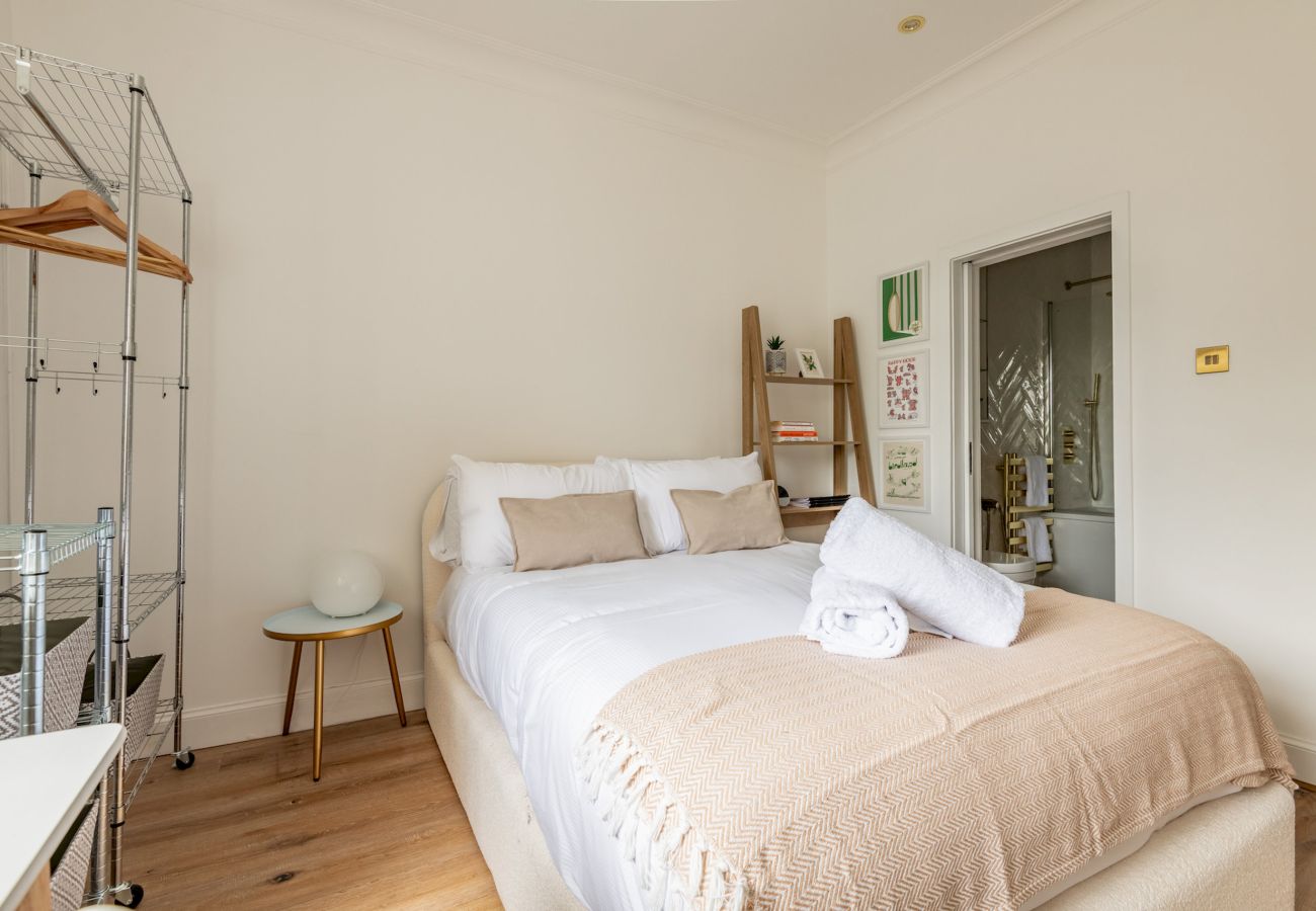 Apartment in St Andrews - Argyle Street Apartment (No 18) | St Andrews