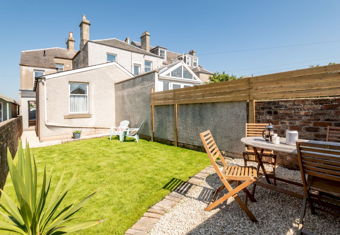 House in Earlsferry - Rockslea Cottage