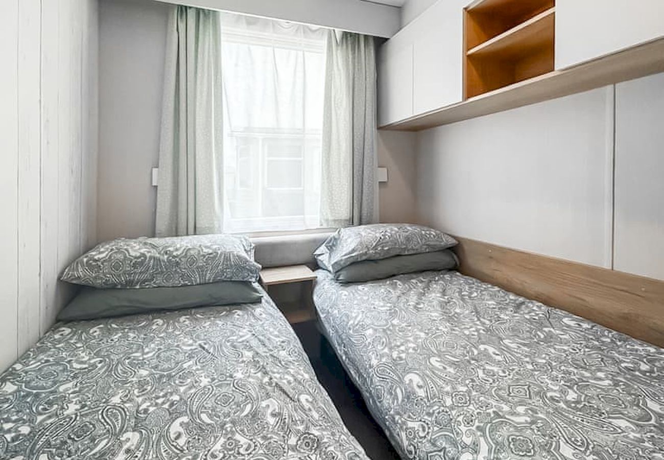 Mobile home in St Andrews - St Andrews Holiday Park | Swilken Sanctuary No 17